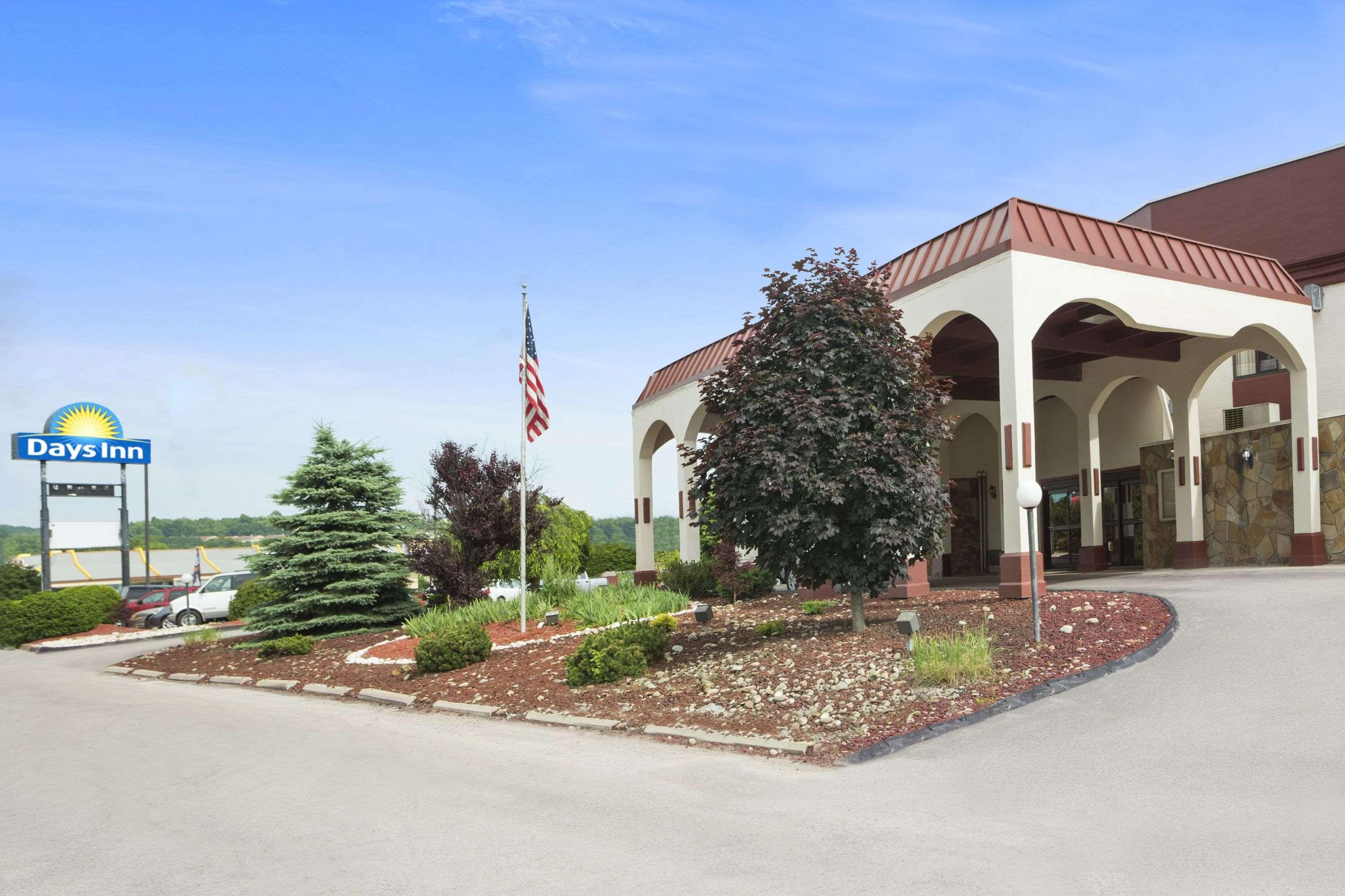Ramadaby Wyndham Pittsburgh-New Stanton Hotel Bagian luar foto