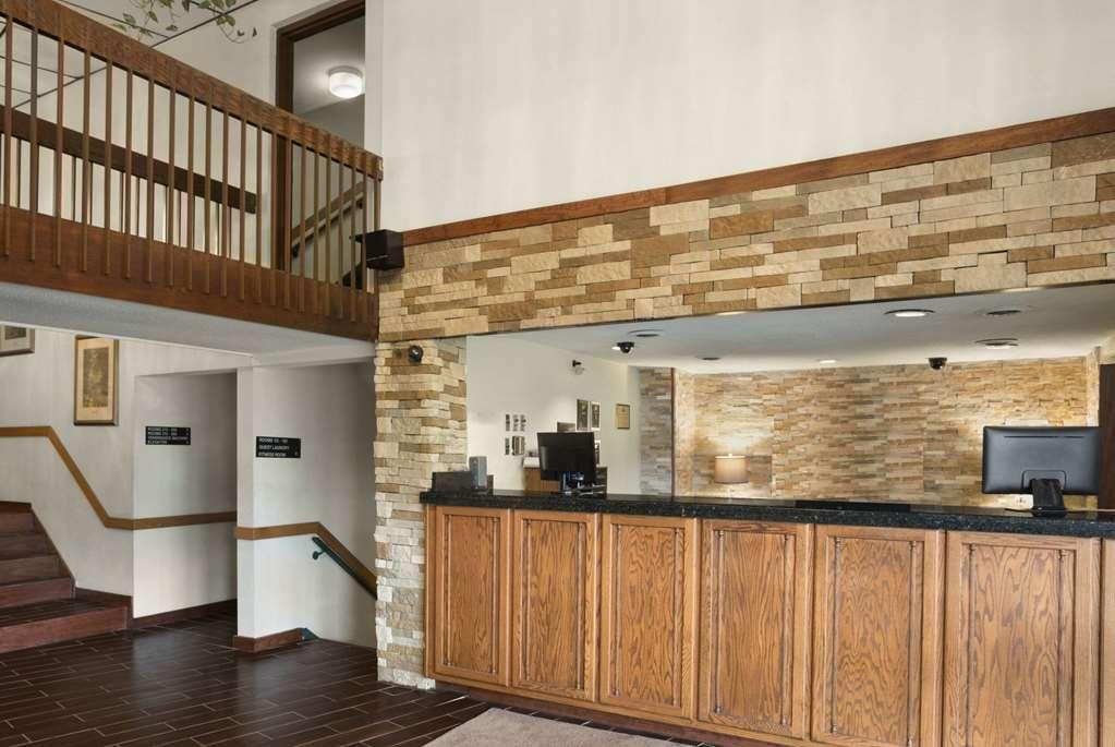 Ramadaby Wyndham Pittsburgh-New Stanton Hotel Interior foto
