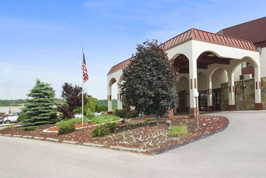 Ramadaby Wyndham Pittsburgh-New Stanton Hotel Bagian luar foto