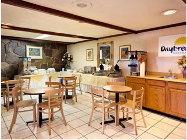 Ramadaby Wyndham Pittsburgh-New Stanton Hotel Bagian luar foto